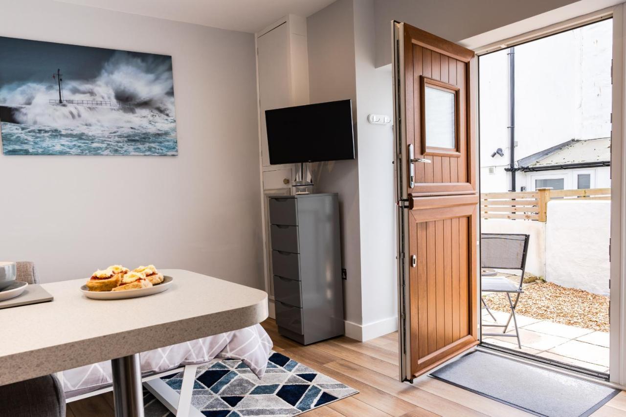 Finest Retreats - The Hideaway - Studio Apartment In Porthleven Bagian luar foto