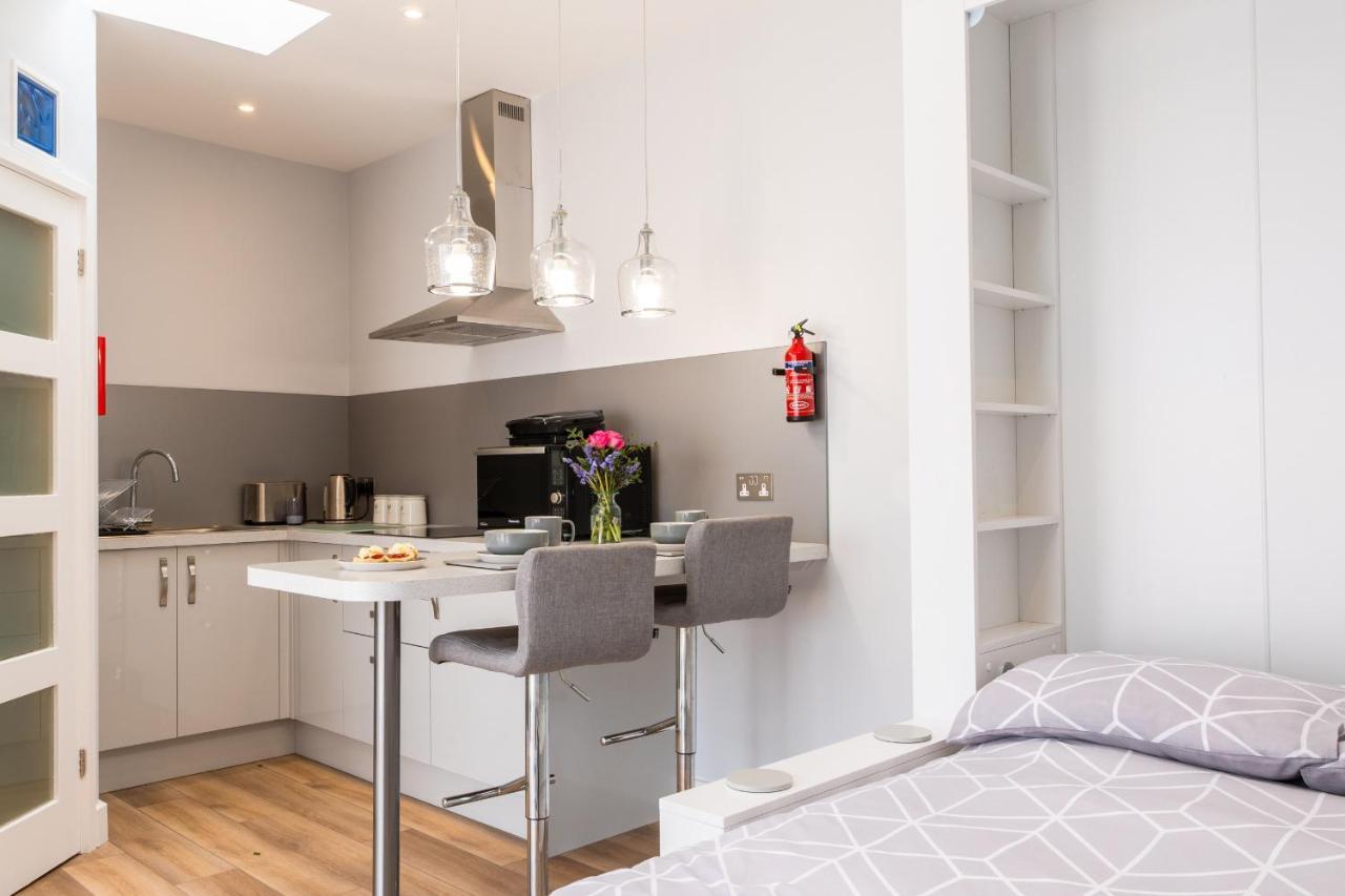 Finest Retreats - The Hideaway - Studio Apartment In Porthleven Bagian luar foto